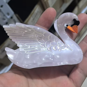 swanning hair clip