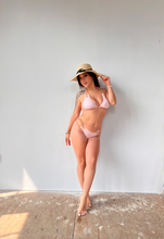 Load image into Gallery viewer, Sabor Fresa Bikini
