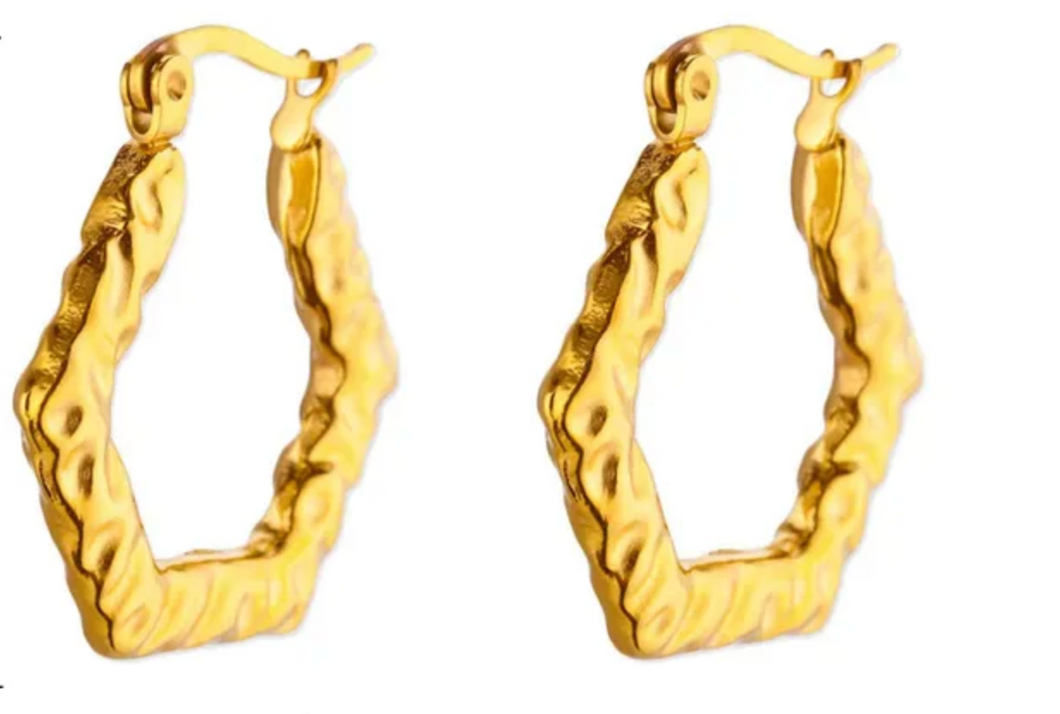 Im that girl earrings
