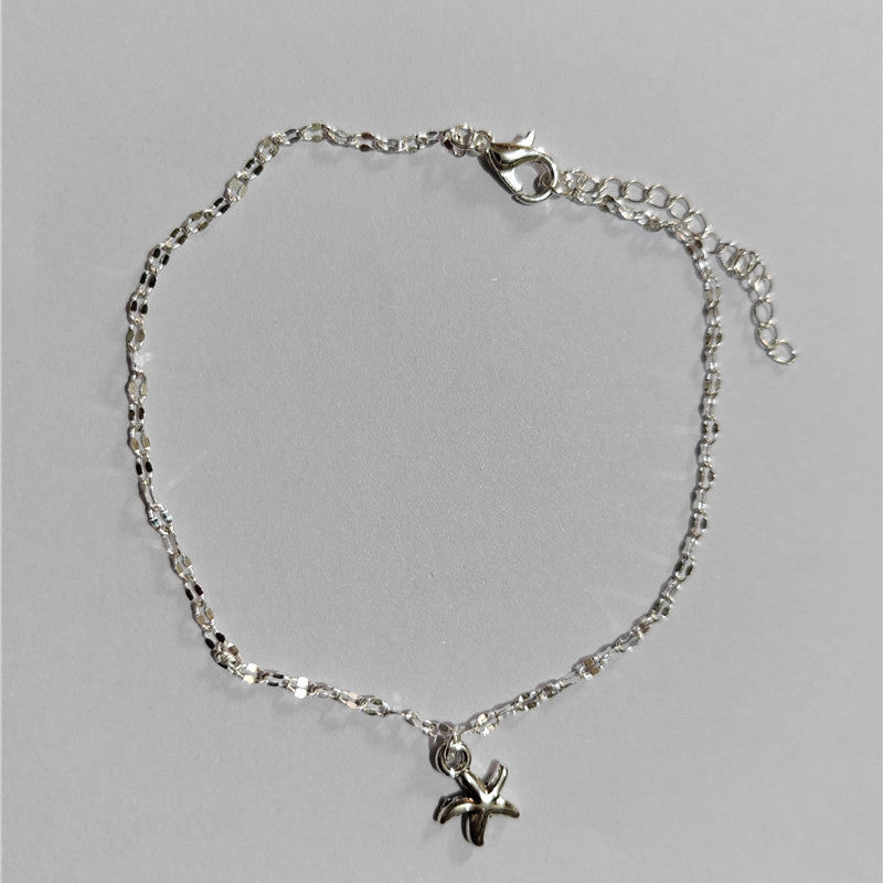 Star fishin in white Anklet